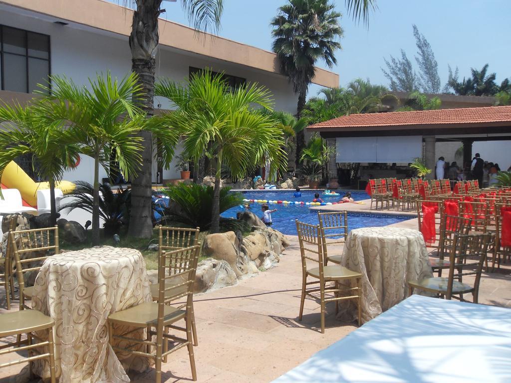 Hotel Poza Rica Inn Esterno foto