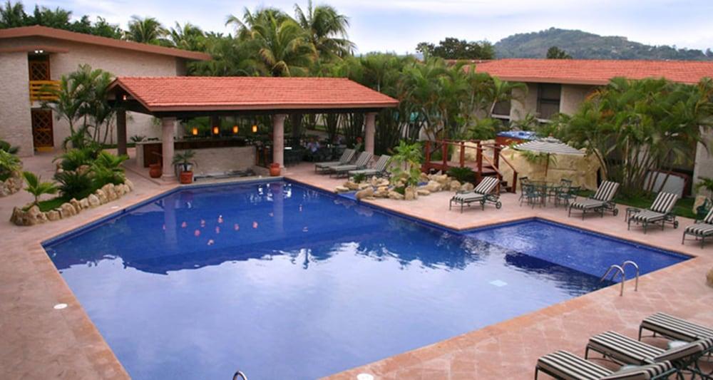 Hotel Poza Rica Inn Esterno foto