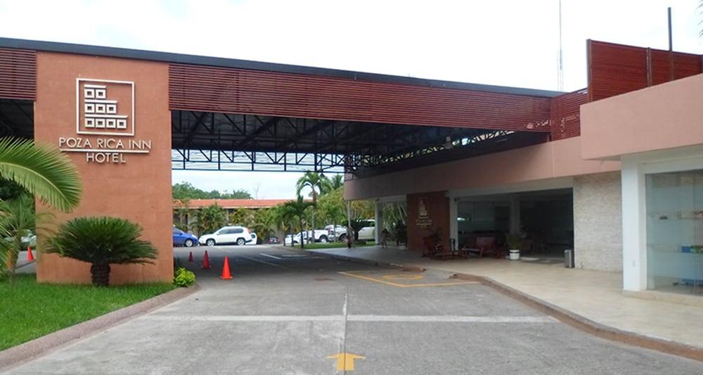 Hotel Poza Rica Inn Esterno foto